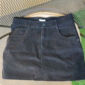 Roxy mini skirt black corduroy